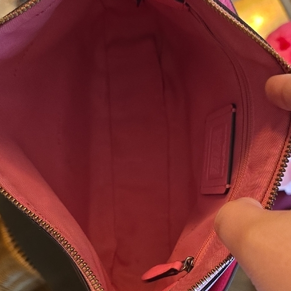 Coach Chelsea Pink Leather Shoulder Bag, 2017 Includes Dust Bag! ๐ - Picture 14 of 17